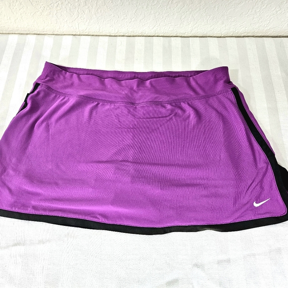 Nike Pants - Nike Dri Fit Size Large Athletic Skort